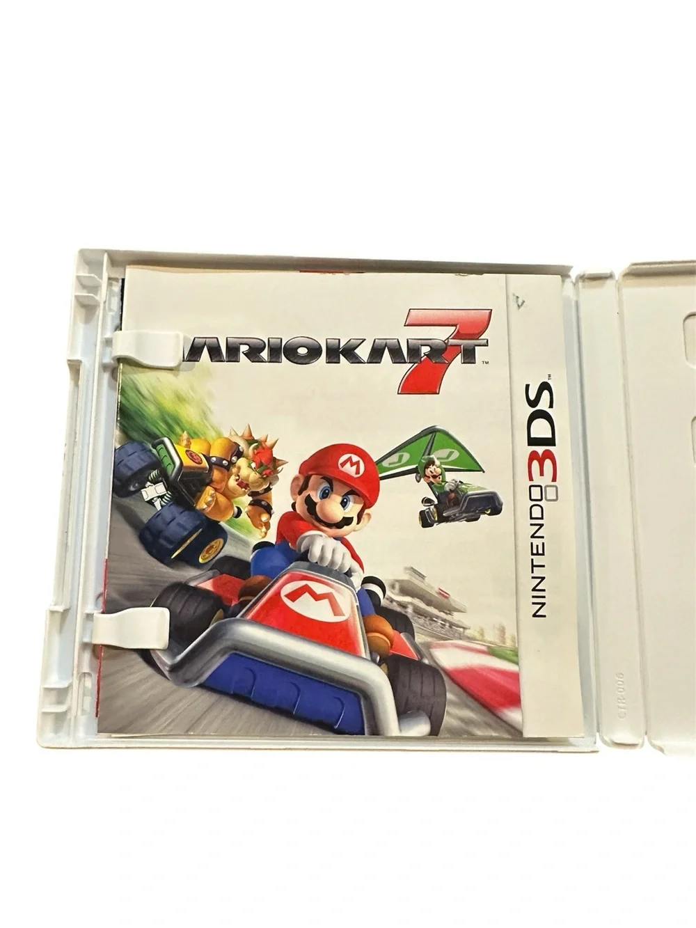 Nintendo Mario Kart 7 Game Case - White, Red, Green, Blue